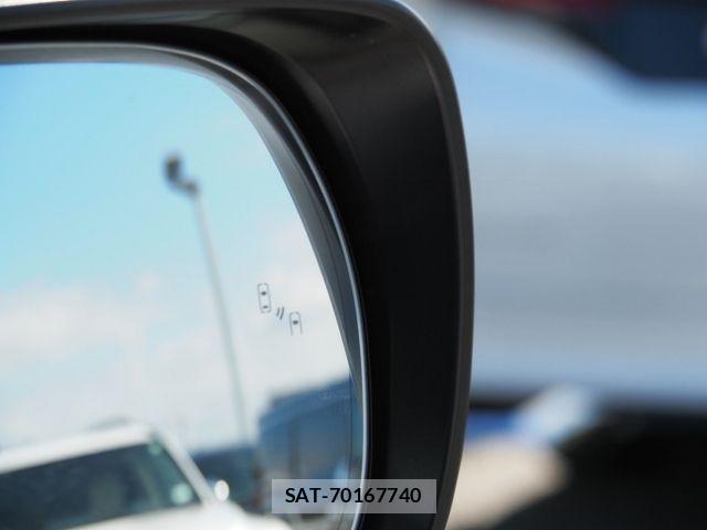 Toyota LAND CRUISER 2018-04 8880400-22