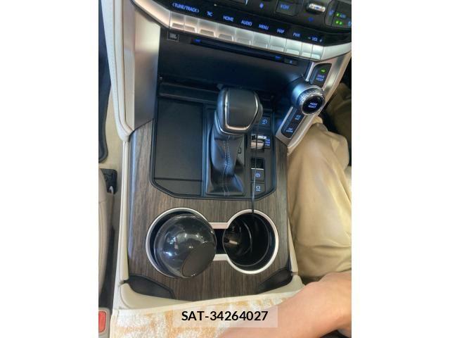 Toyota LAND CRUISER 2022-11 8880398-25