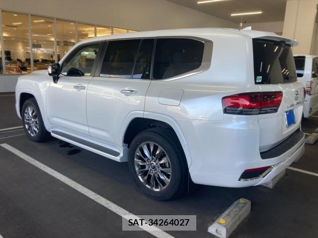 Toyota LAND CRUISER 2022-11 8880398-6