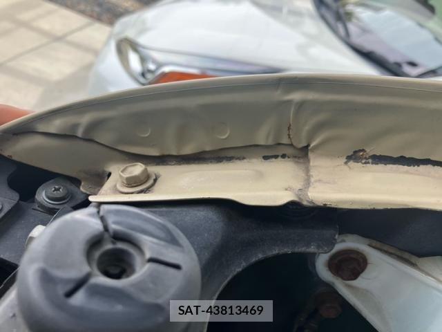 Toyota LAND CRUISER 1997-01 8880404-26