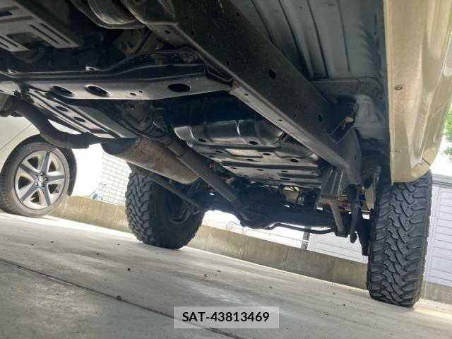 Toyota LAND CRUISER 1997-01 8880404-27
