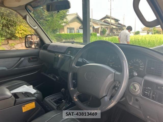 Toyota LAND CRUISER 1997-01 8880404-6