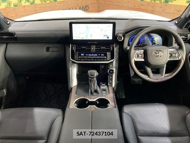Toyota LAND CRUISER 2026-07 8883822-1