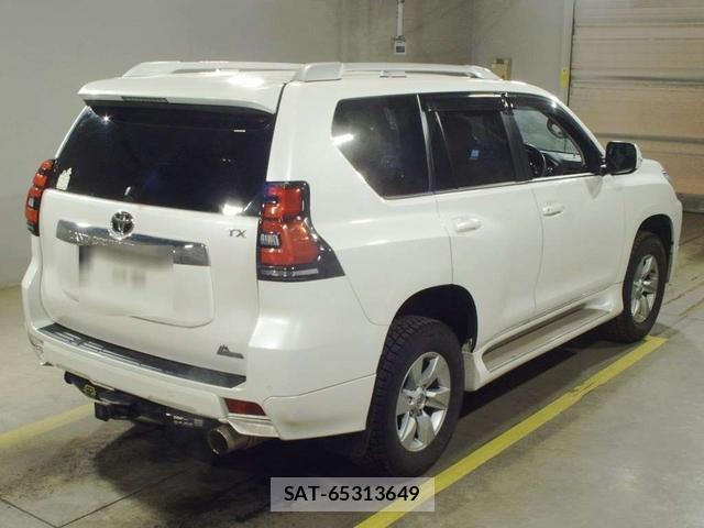 Toyota LAND CRUISER 2018-05 1077010-1