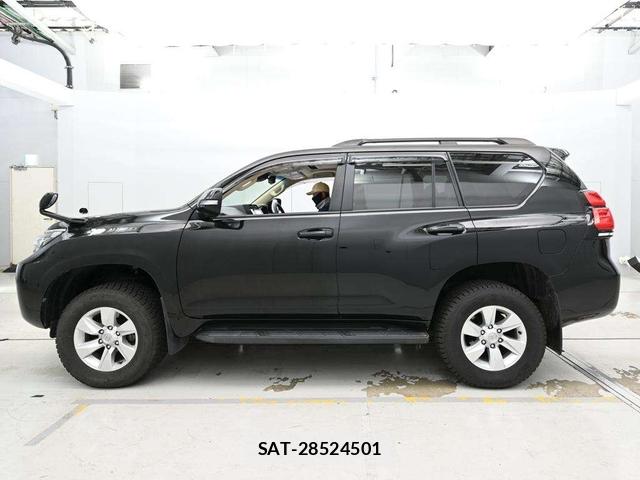 Toyota LAND CRUISER 2018 6935488-1