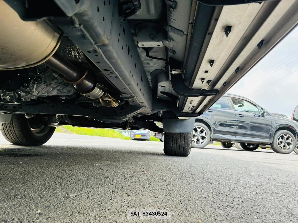 Toyota LAND CRUISER 2020-07 8079876-39