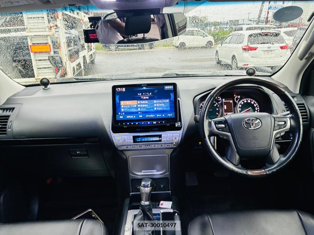 Toyota LAND CRUISER 2020-07 8589324-12