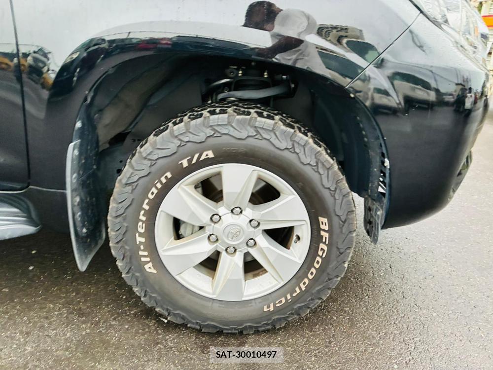 Toyota LAND CRUISER 2020-07 8589324-30