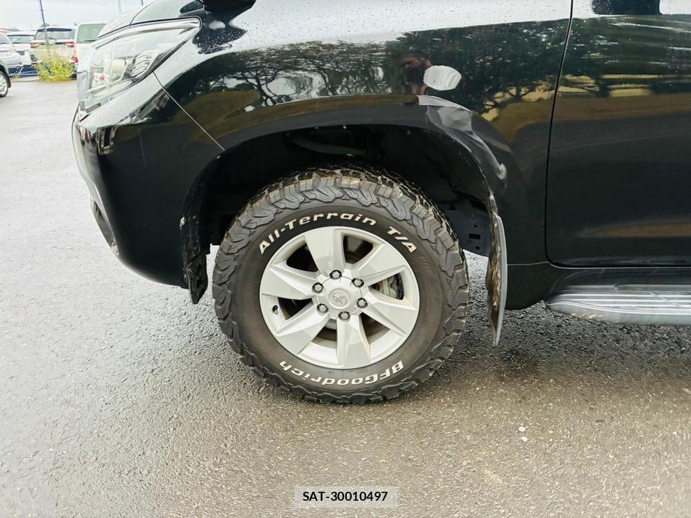 Toyota LAND CRUISER 2020-07 8589324-31