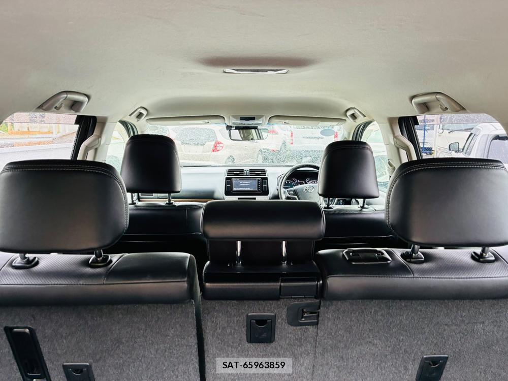 Toyota LAND CRUISER 2019-04 8656630-25