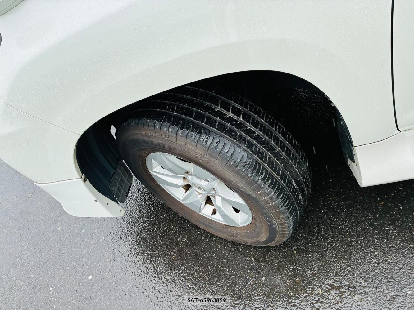 Toyota LAND CRUISER 2019-04 8656630-32