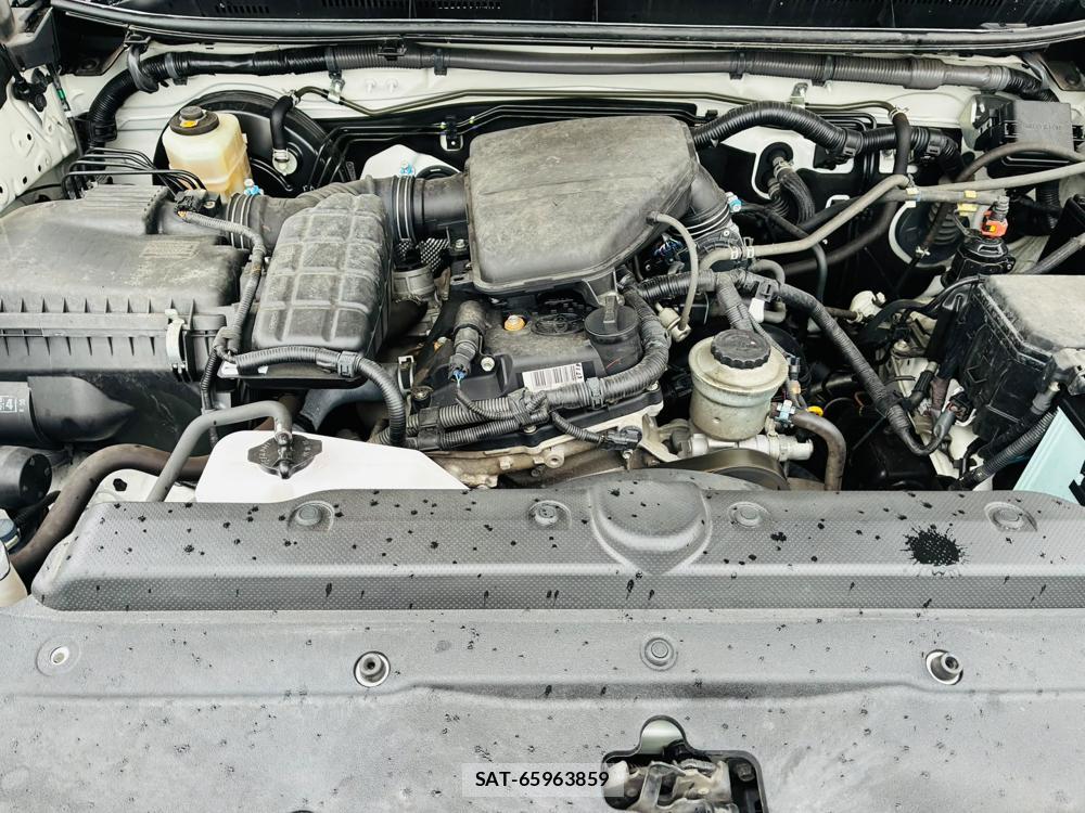 Toyota LAND CRUISER 2019-04 8656630-40