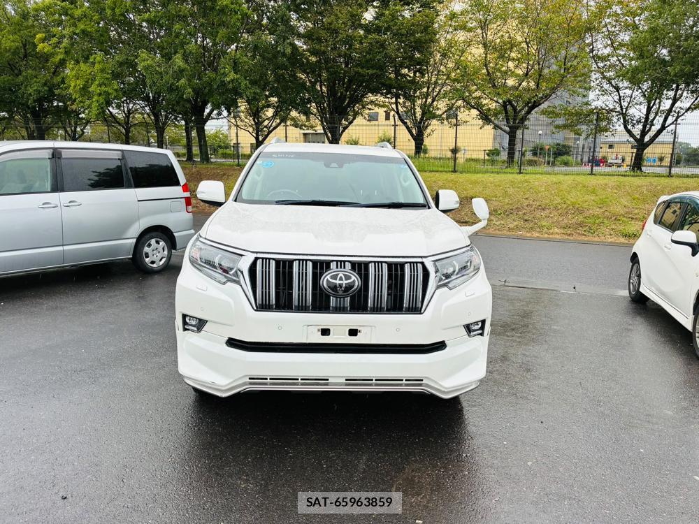 Toyota LAND CRUISER 2019-04 8656630-7