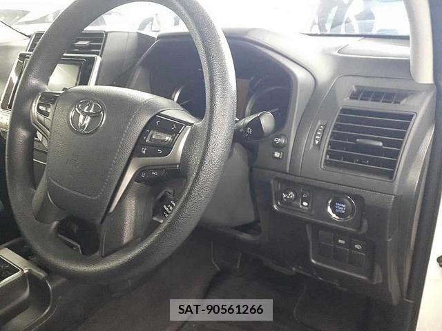 Toyota LAND CRUISER 2019-11 8842995-9