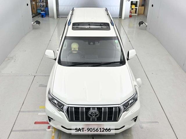 Toyota LAND CRUISER 2019-11 8842995-7