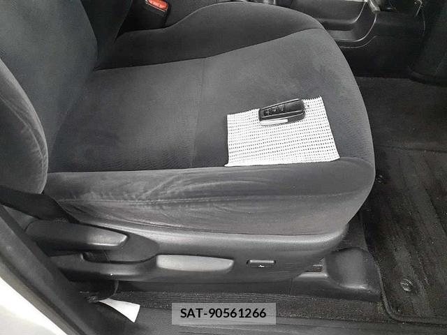 Toyota LAND CRUISER 2019-11 8842995-8