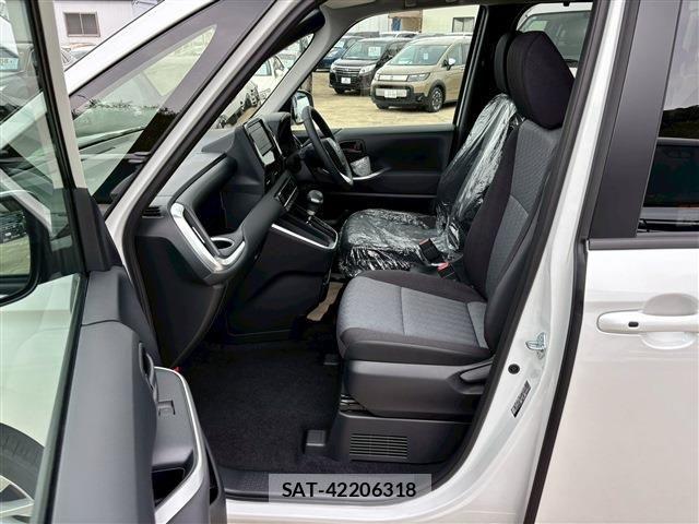 Suzuki LANDY 2026-03 6245006-3