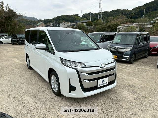 Suzuki LANDY 2026-03 6245006-8