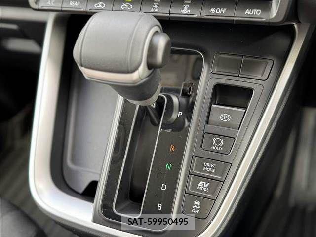 Suzuki LANDY 2025-05 6676602-6
