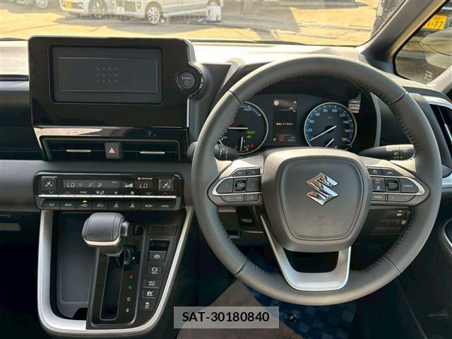Suzuki LANDY 2026-04 6752196-18