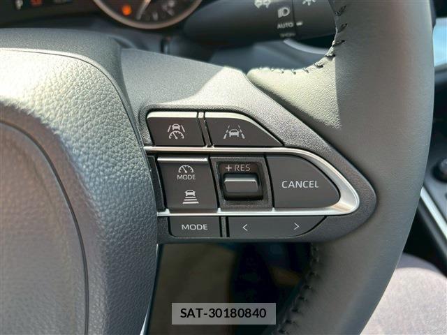 Suzuki LANDY 2026-04 6752196-23