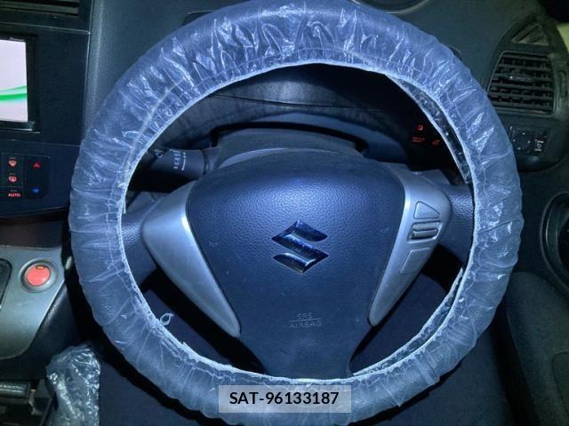 Suzuki LANDY 2011-06 6907383-16