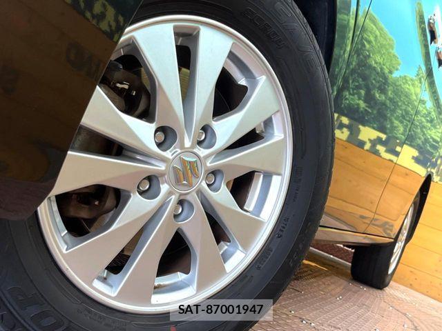 Suzuki LANDY 2017-02 7059166-13