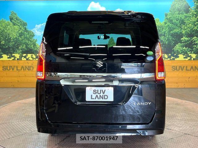 Suzuki LANDY 2017-02 7059166-15
