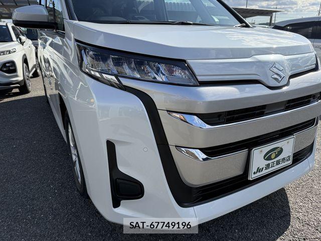 Suzuki LANDY 2026-03 7220676-19