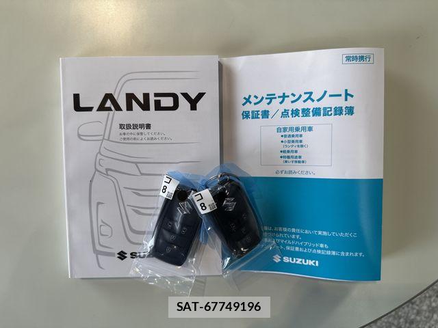 Suzuki LANDY 2026-03 7220676-4