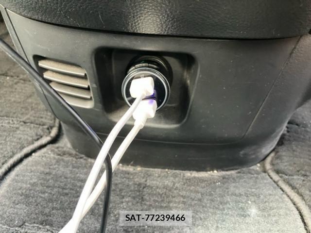 Suzuki LANDY 2010-04 7358396-20