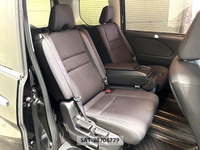 Suzuki LANDY 2019-08 7562328-9