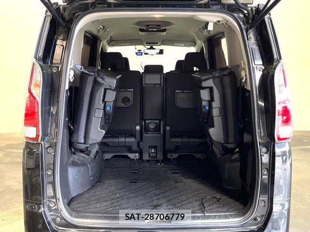 Suzuki LANDY 2019-08 7562328-12