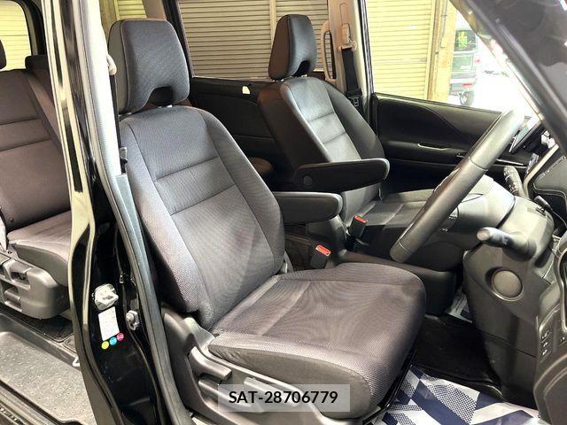 Suzuki LANDY 2019-08 7562328-8