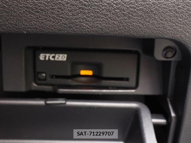 Suzuki LANDY 2021-06 7724903-14