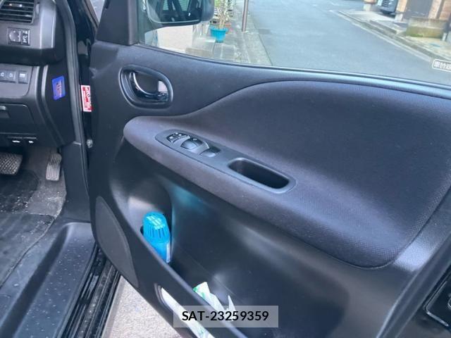 Suzuki LANDY 2011-07 7786298-12