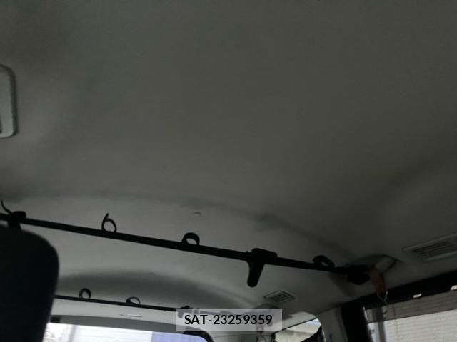 Suzuki LANDY 2011-07 7786298-15