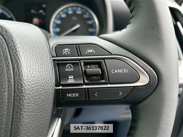 Suzuki LANDY 2026-04 7877227-21