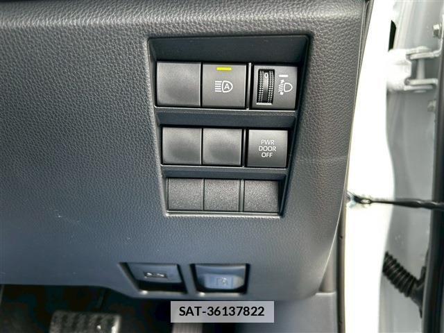 Suzuki LANDY 2026-04 7877227-24