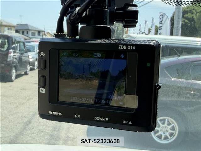 Suzuki LANDY 2023-06 8158666-15