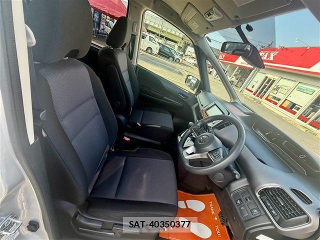 Suzuki LANDY 2021-08 8158668-23