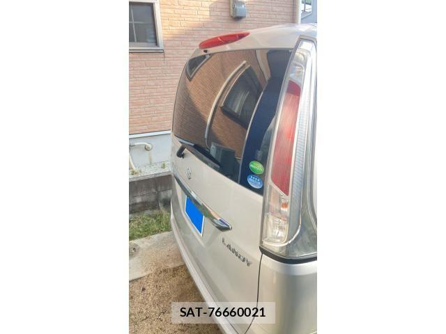 Suzuki LANDY 2013-07 8413176-4