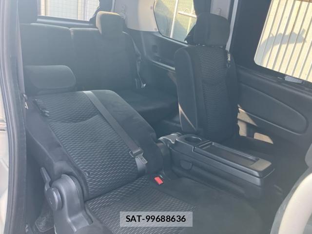 Suzuki LANDY 2012-12 8627403-8