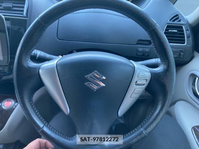 Suzuki LANDY 2011-04 8666360-15