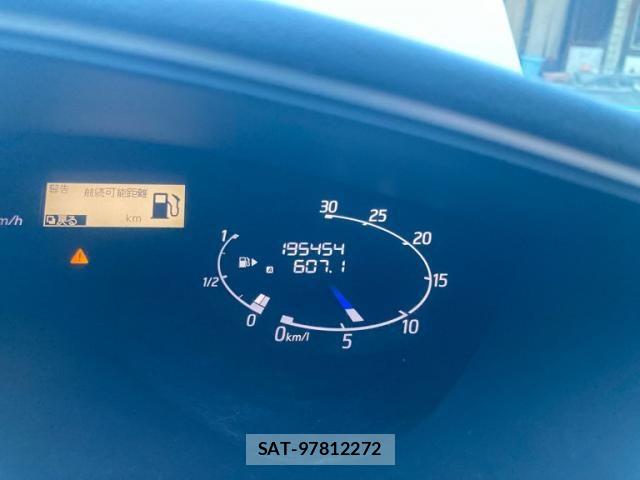 Suzuki LANDY 2011-04 8666360-19