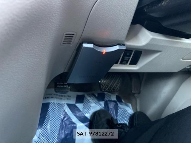 Suzuki LANDY 2011-04 8666360-22