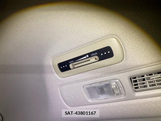 Suzuki LANDY 2011-12 8871304-10