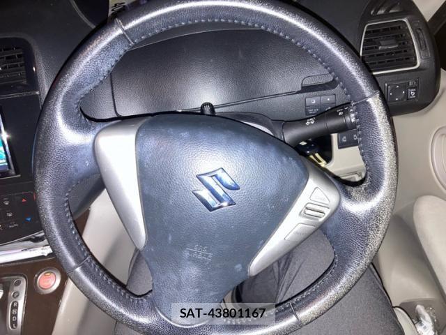 Suzuki LANDY 2011-12 8871304-15
