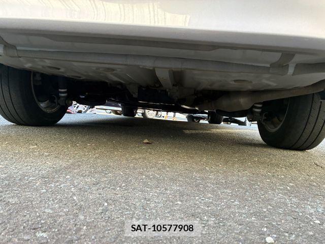 Suzuki LANDY 2022-09 1380993-24