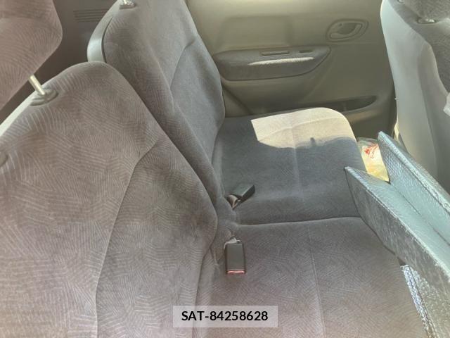 Mazda LAPUTA 2001-01 8158667-6